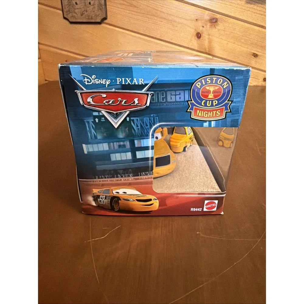 New Disney Pixar Cars Team Octane Gain Hauler Diecast Piston Cup Nights Rare